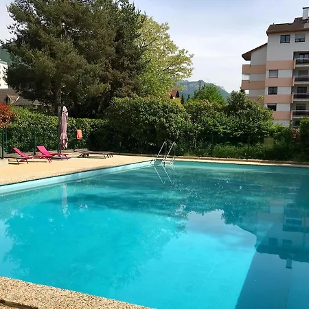 Panorama Stay, Pool, Balcony And Mountain View