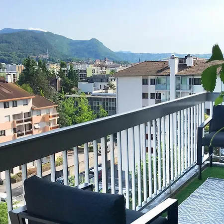 Panorama Stay, Pool, Balcony And Mountain View 아파트 *