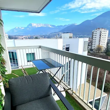 Panorama Stay, Pool, Balcony And Mountain View * Annecy