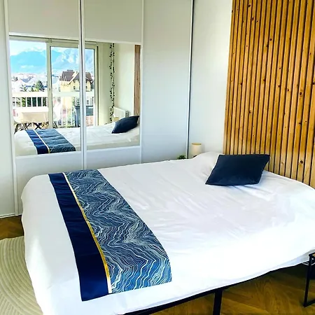 Panorama Stay, Pool, Balcony And Mountain View Apartmán